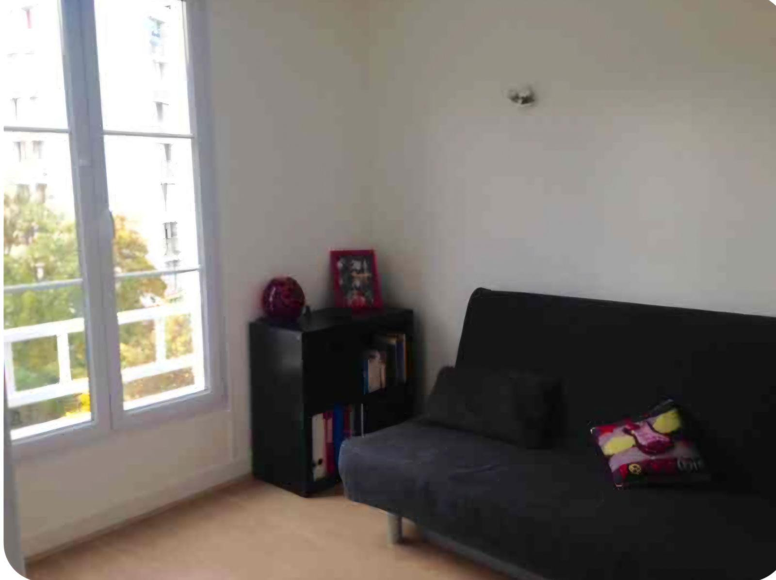 
                                                Location
                                                 Location meublée 3 pièces 48m2