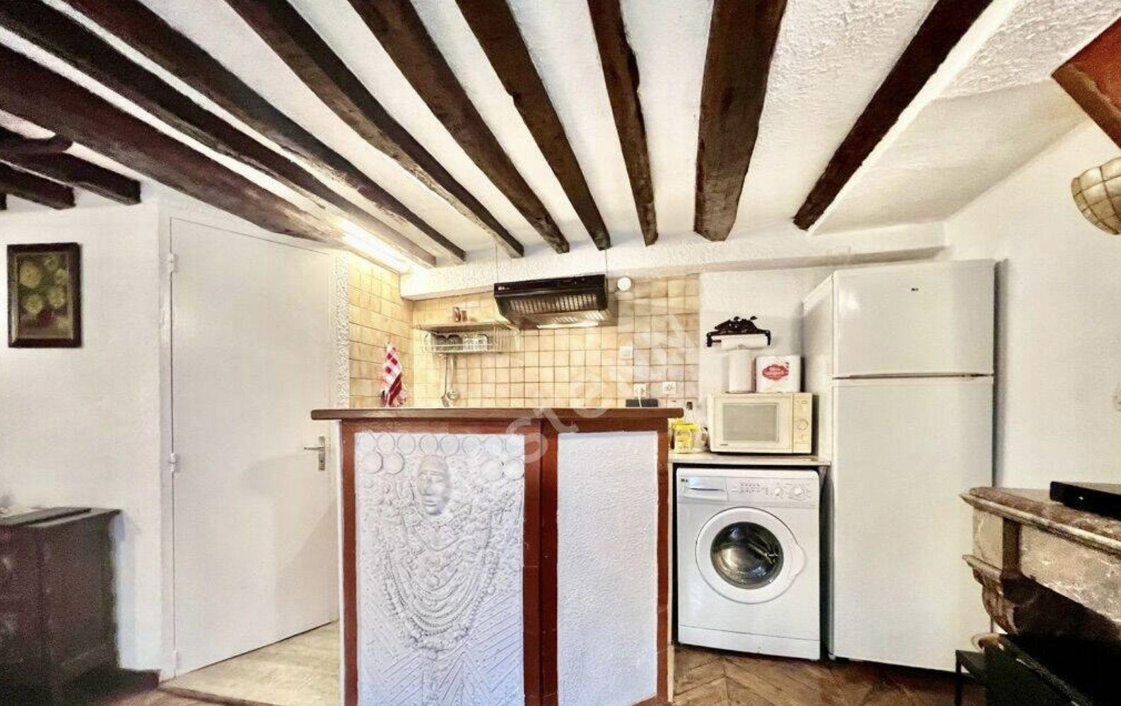 
                                                Location
                                                 Location meublée appartement 2 pièces 27 m² Paris