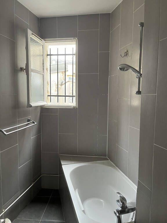 
                                                Location
                                                 Location meublée appartement 2 pièces 28 m² Paris