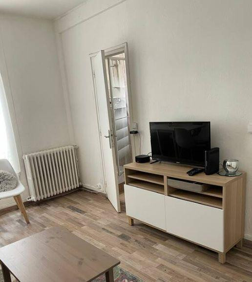 
                                                Location
                                                 Location meublée appartement 2 pièces 35 m²