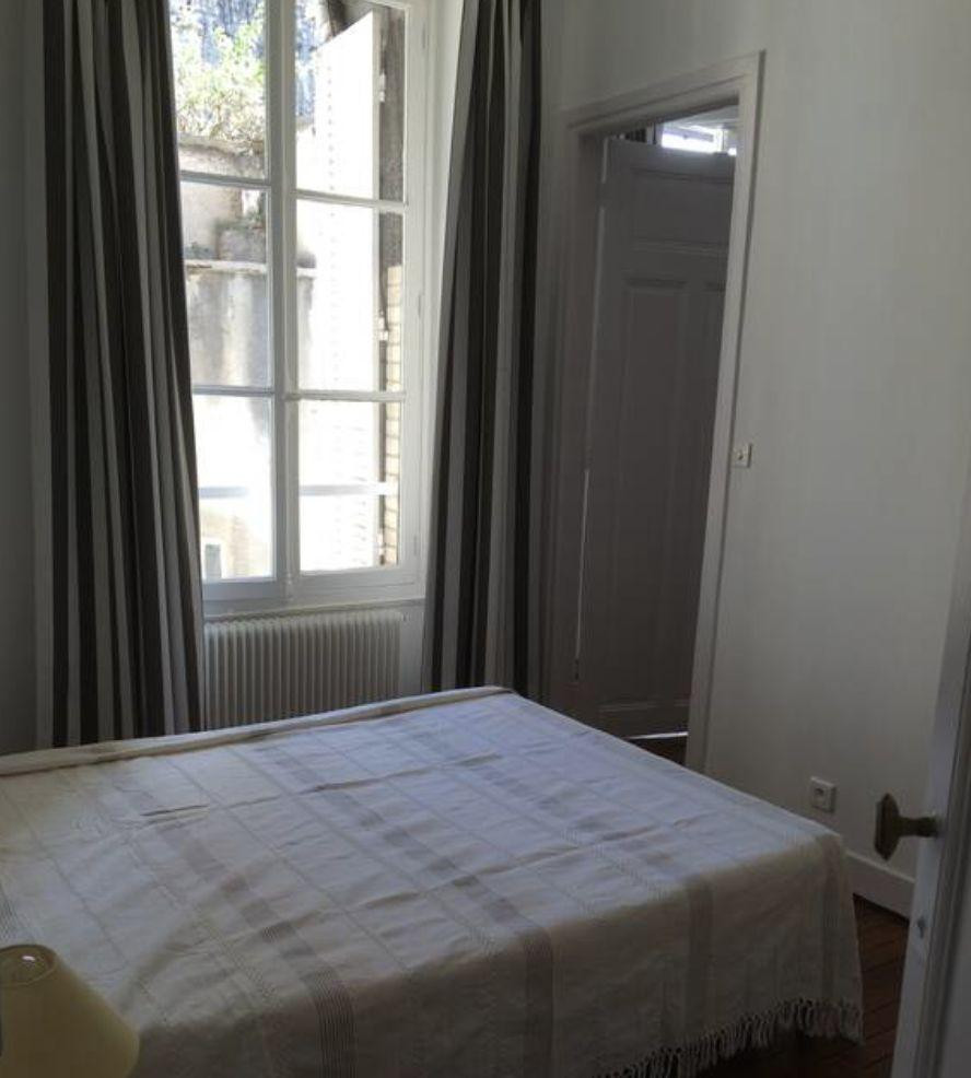 
                                                Location
                                                 Location meublée appartement 2 pièces 36 m²
