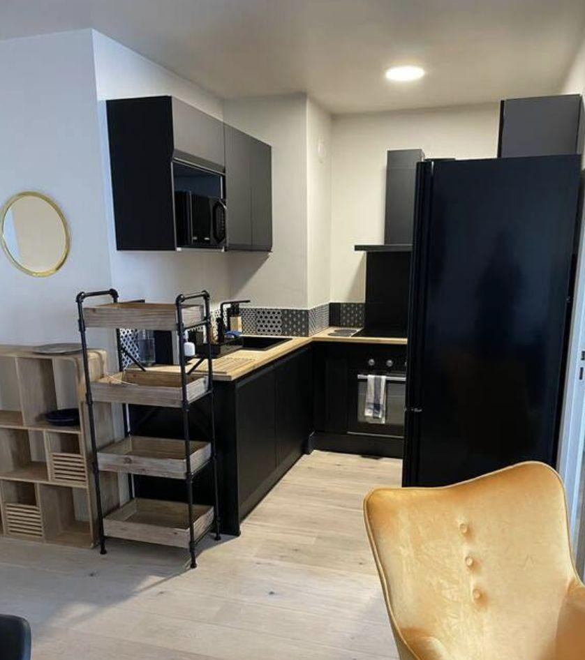 
                                                Location
                                                 Location meublée appartement 2 pièces 40 m²