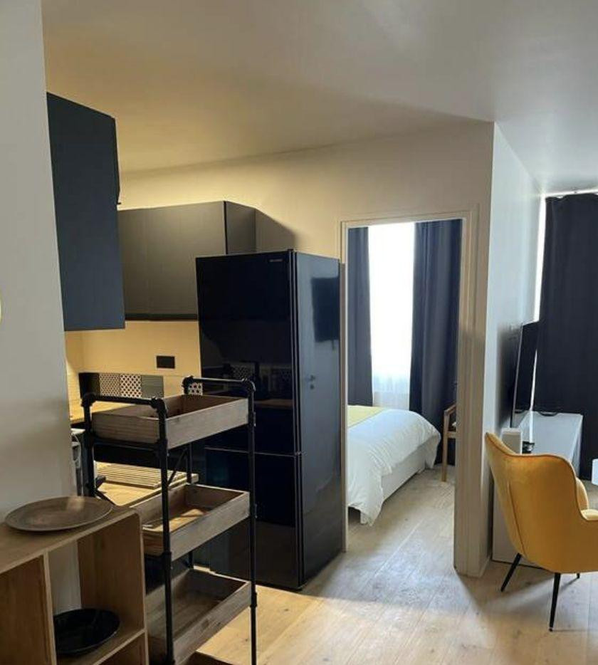 
                                                Location
                                                 Location meublée appartement 2 pièces 40 m²
