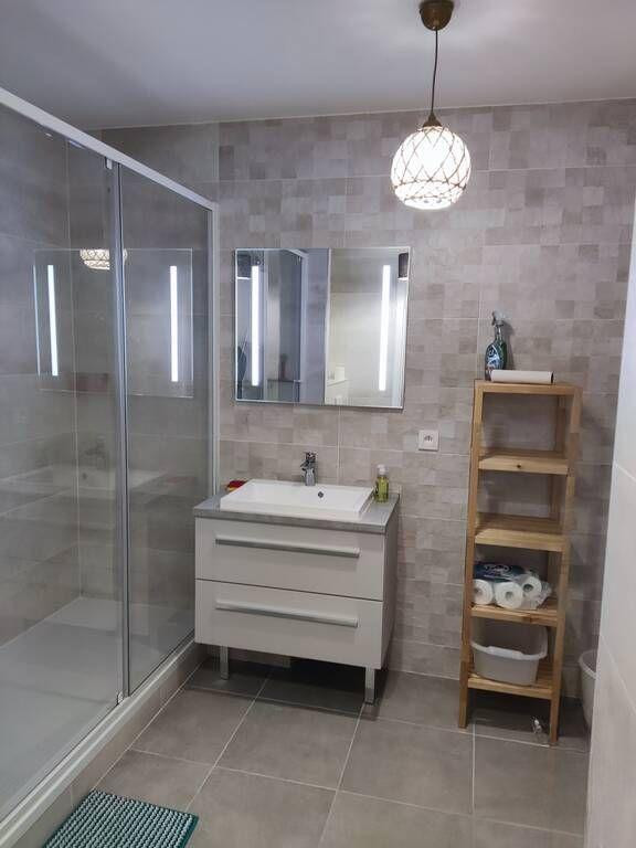 
                                                Location
                                                 Location meublée appartement 2 pièces 40 m²
