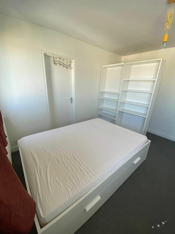 
                                                Location
                                                 Location meublée appartement 2 pièces 42 m²