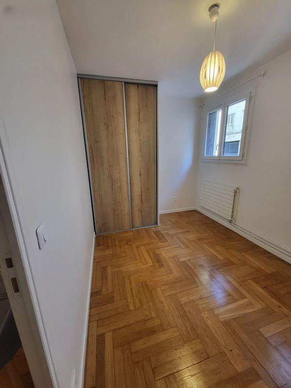 
                                                Location
                                                 Location meublée appartement 2 pièces 44 m² Paris