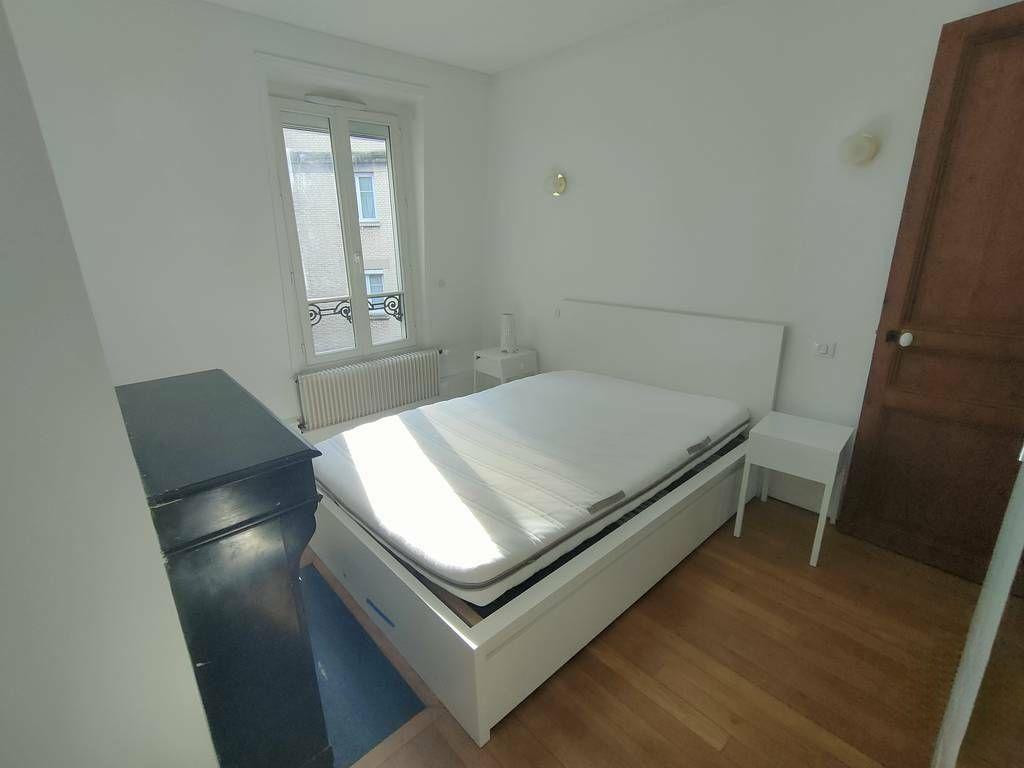 
                                                Location
                                                 Location meublée appartement 2 pièces 50 m² Paris