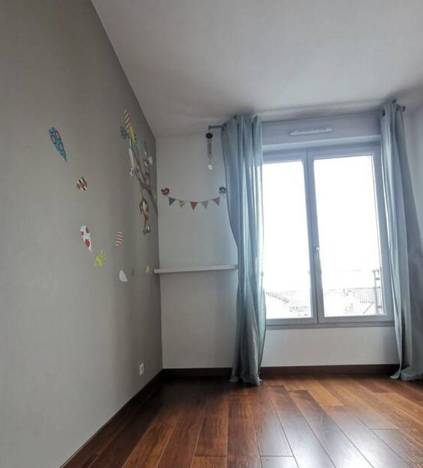 
                                                Location
                                                 Location meublée appartement 3 pièces 60 m²