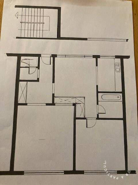 
                                                Location
                                                 Location meublée appartement 3 pièces 73 m²