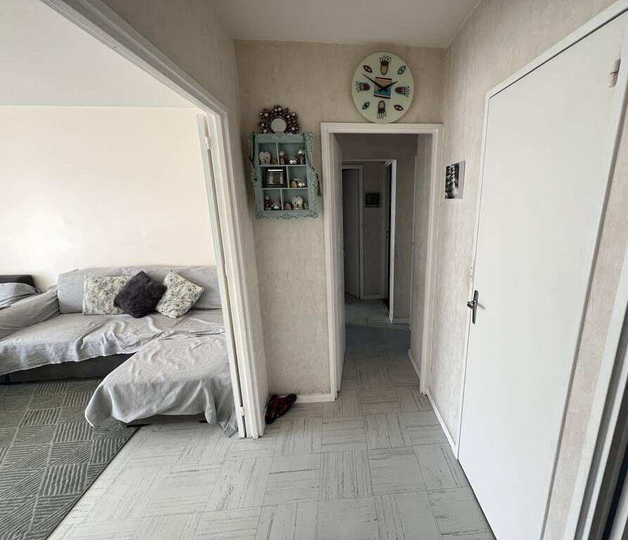
                                                Location
                                                 Location meublée appartement 3P 65 m² Asnières