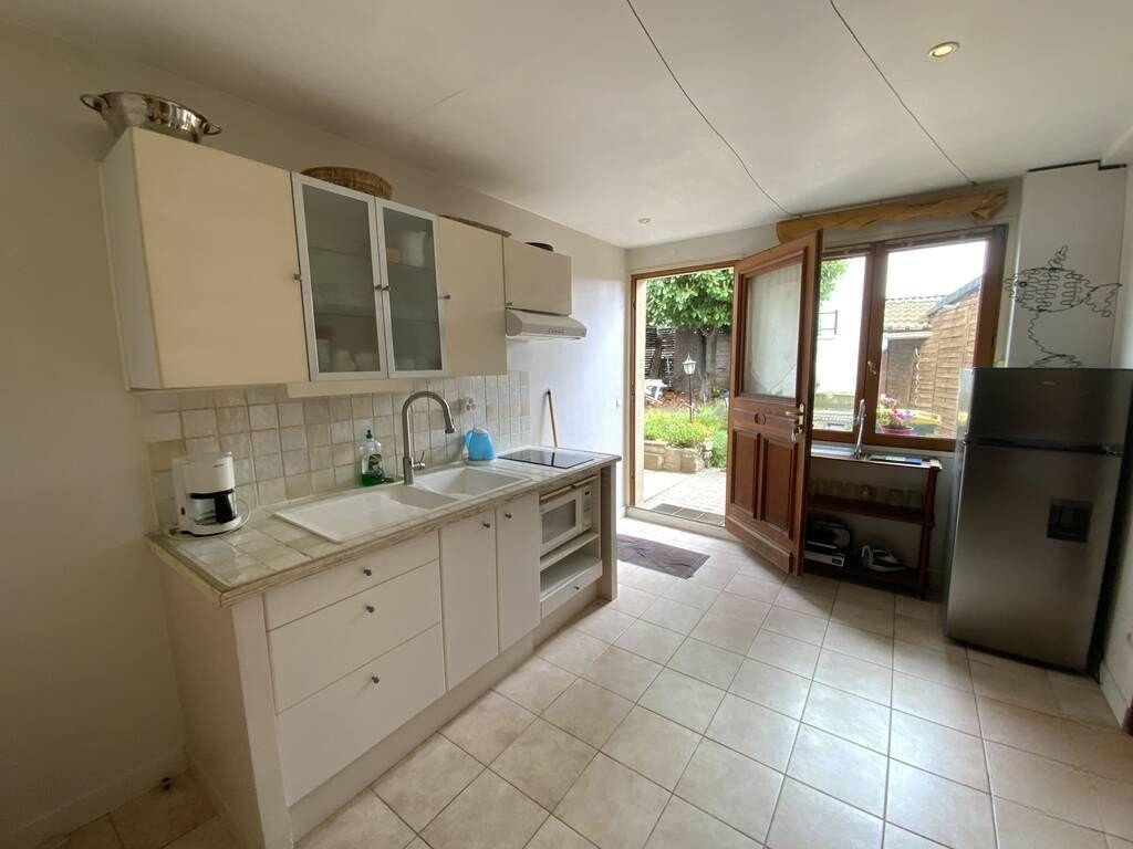 
                                                Colocation
                                                 Location meublée chambre 11 m² Clamart (92140)