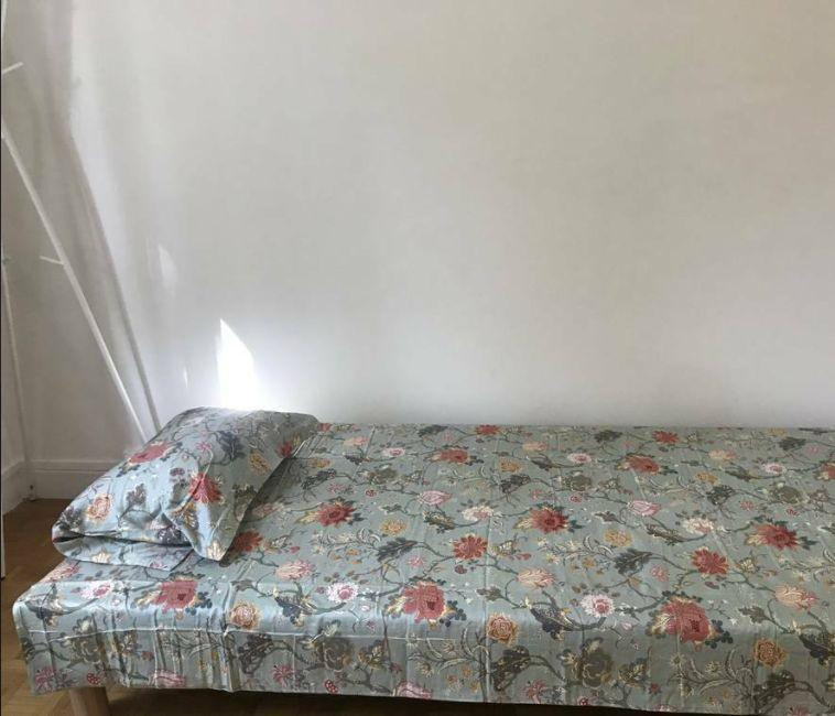 
                                                Colocation
                                                 Location meublée chambre 12 m² Sceaux (92330)600