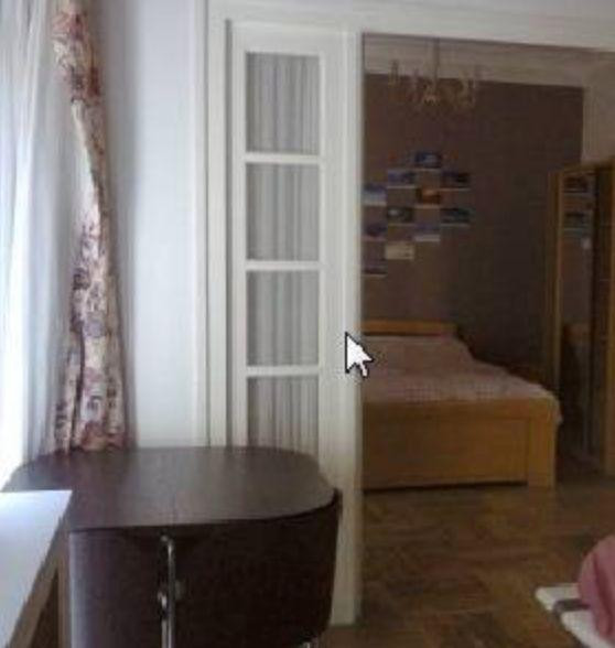 
                                                Colocation
                                                 Location meublée chambre 15 m² Paris 16E