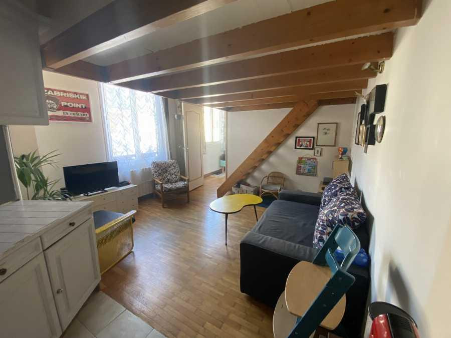 
                                                Location
                                                 Location meublée Paris 10ème