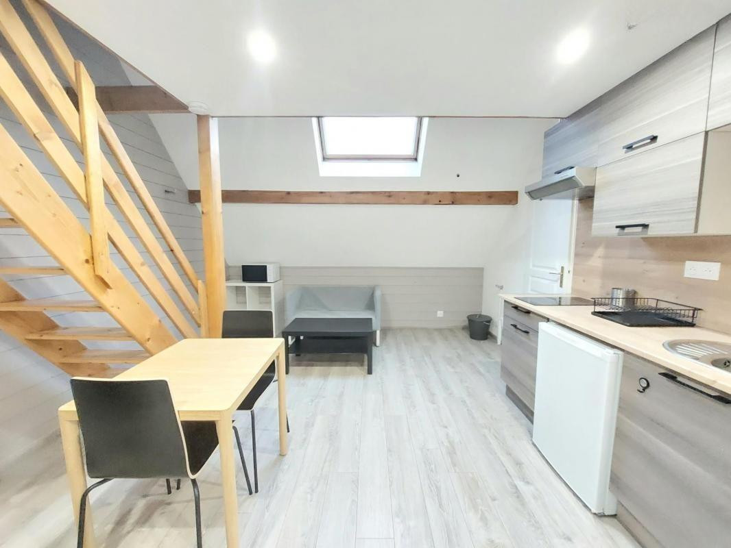 
                                                Location
                                                 Location meublée Port Marly