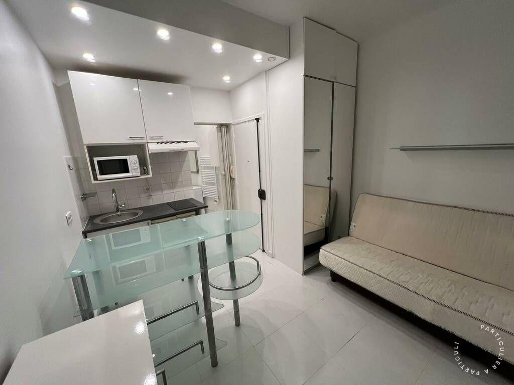 
                                                Colocation
                                                 Location meublée studio 16 m² Paris 9E