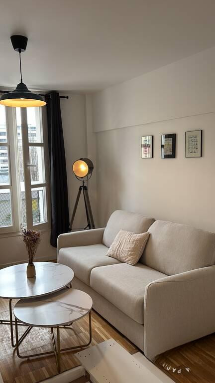 
                                                Location
                                                 Location meublée studio 25 m² Paris 19E (75019)