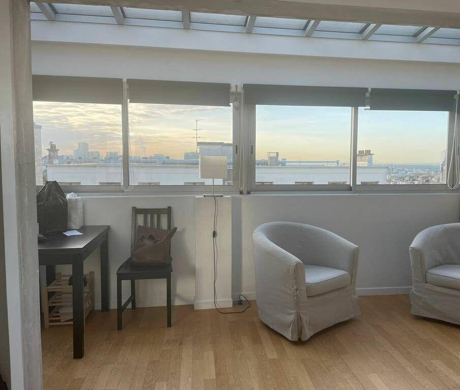 
                                                Location
                                                 Location meublée studio 44m² Pelleport