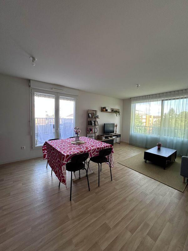 
                                                Location
                                                 Location pour 4 mois