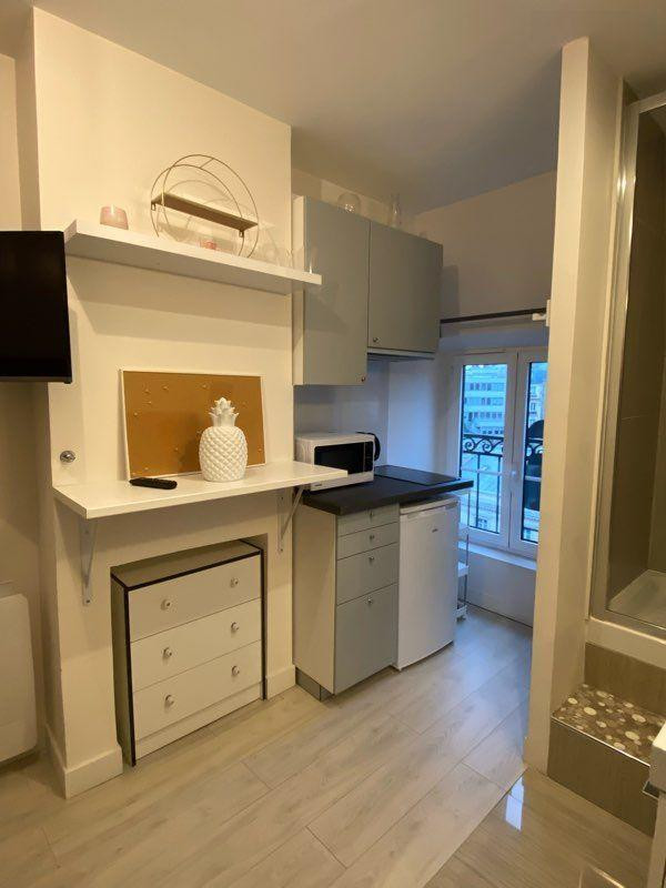 
                                                Location
                                                 Location studette Paris 17