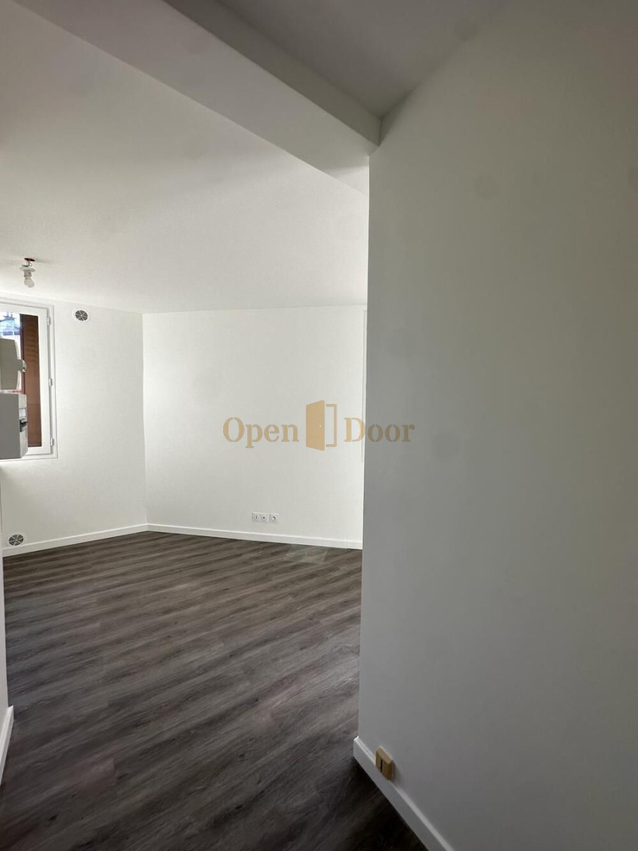 
                                                Location
                                                 🏡 LOCATION — STUDIO 22 m² — DRANCY (93700)