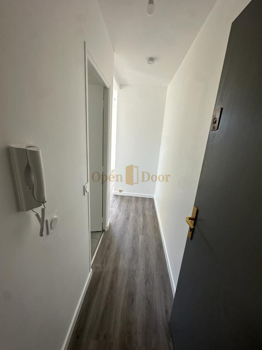
                                                Location
                                                 🏡 LOCATION — STUDIO 22 m² — DRANCY (93700)