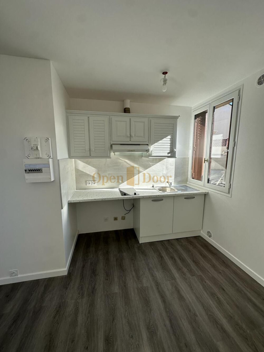 
                                                Location
                                                 🏡 LOCATION — STUDIO 22 m² — DRANCY (93700)