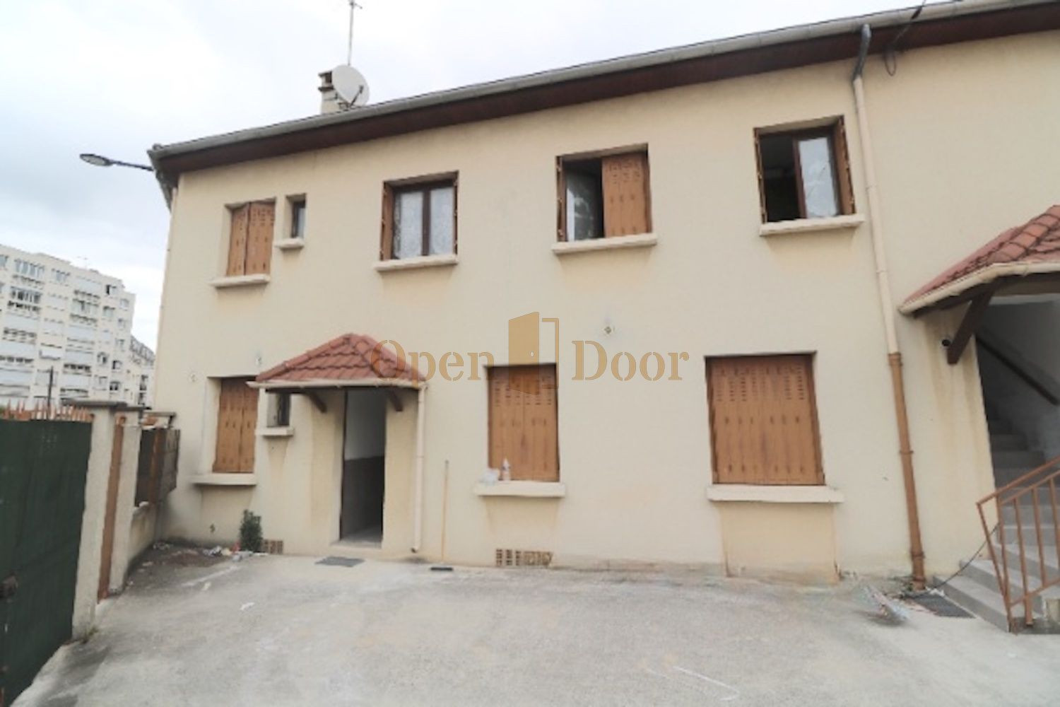 
                                                Location
                                                 🏡 LOCATION — STUDIO 22 m² — DRANCY (93700)