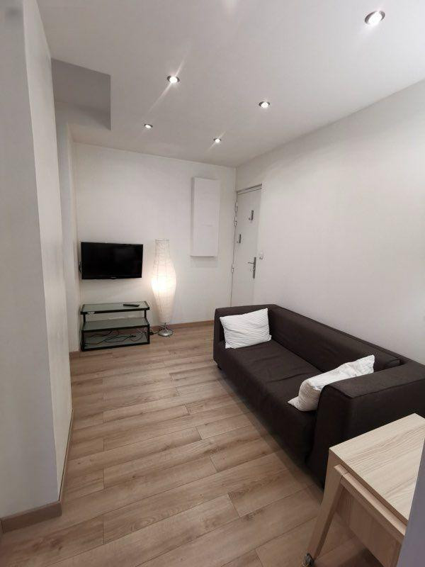 
                                                Location
                                                 Location Studio 23 m2 meublé