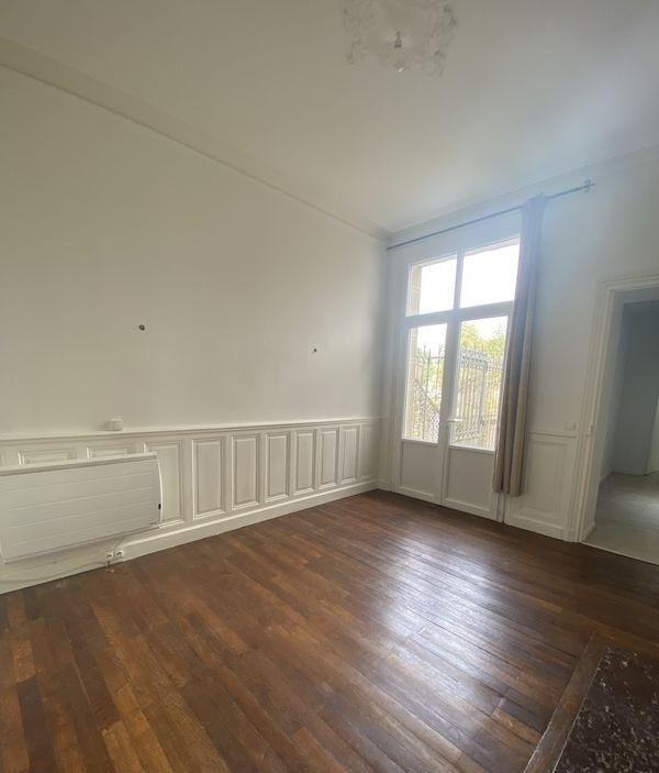 
                                                Location
                                                 Location studio 24 m2 Tours centre