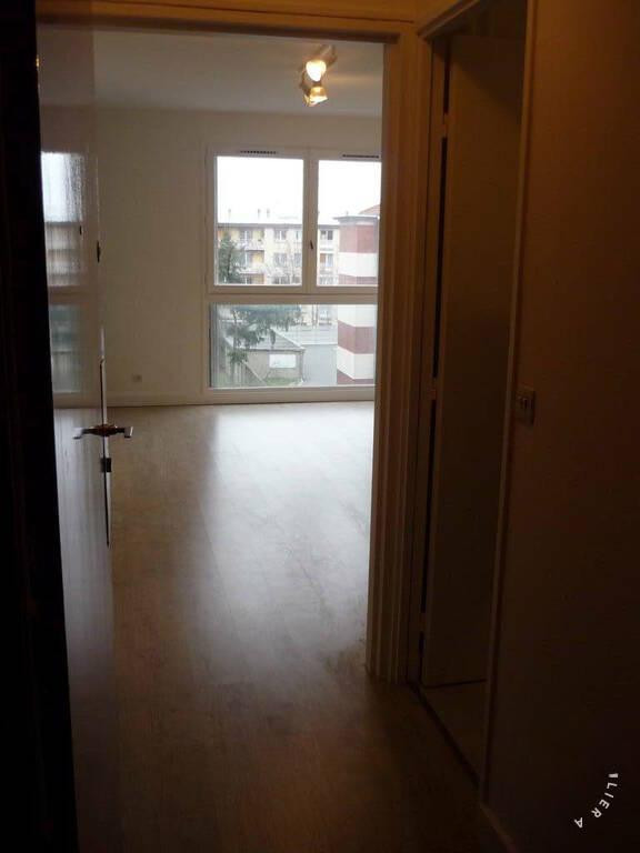 
                                                Location
                                                 Location studio 29 m² Maisons-Alfort (94700)