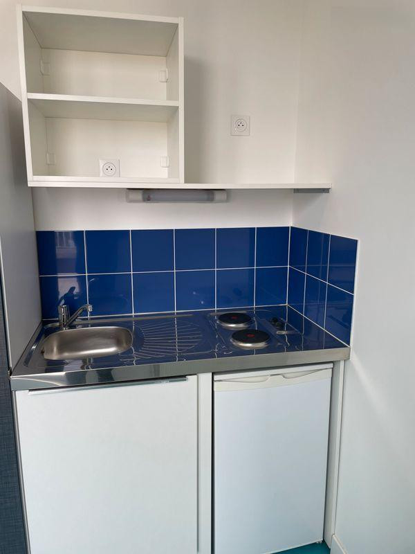 
                                                Location
                                                 Location studio