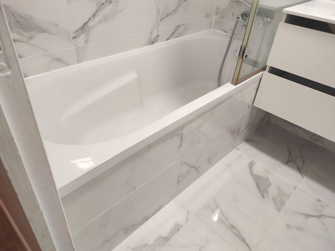 
                                                Location
                                                 Location studio