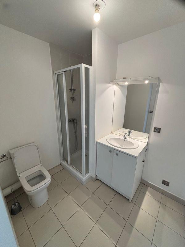 
                                                Location
                                                 Location studio à Montreuil (Mairie de Montreuil)