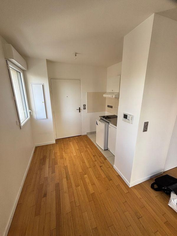 
                                                Location
                                                 Location studio à Montreuil (Mairie de Montreuil)