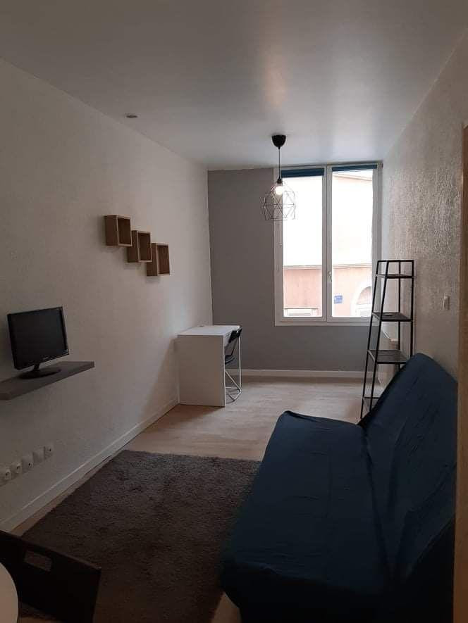 
                                                Location
                                                 Location studio centre ville Toulon