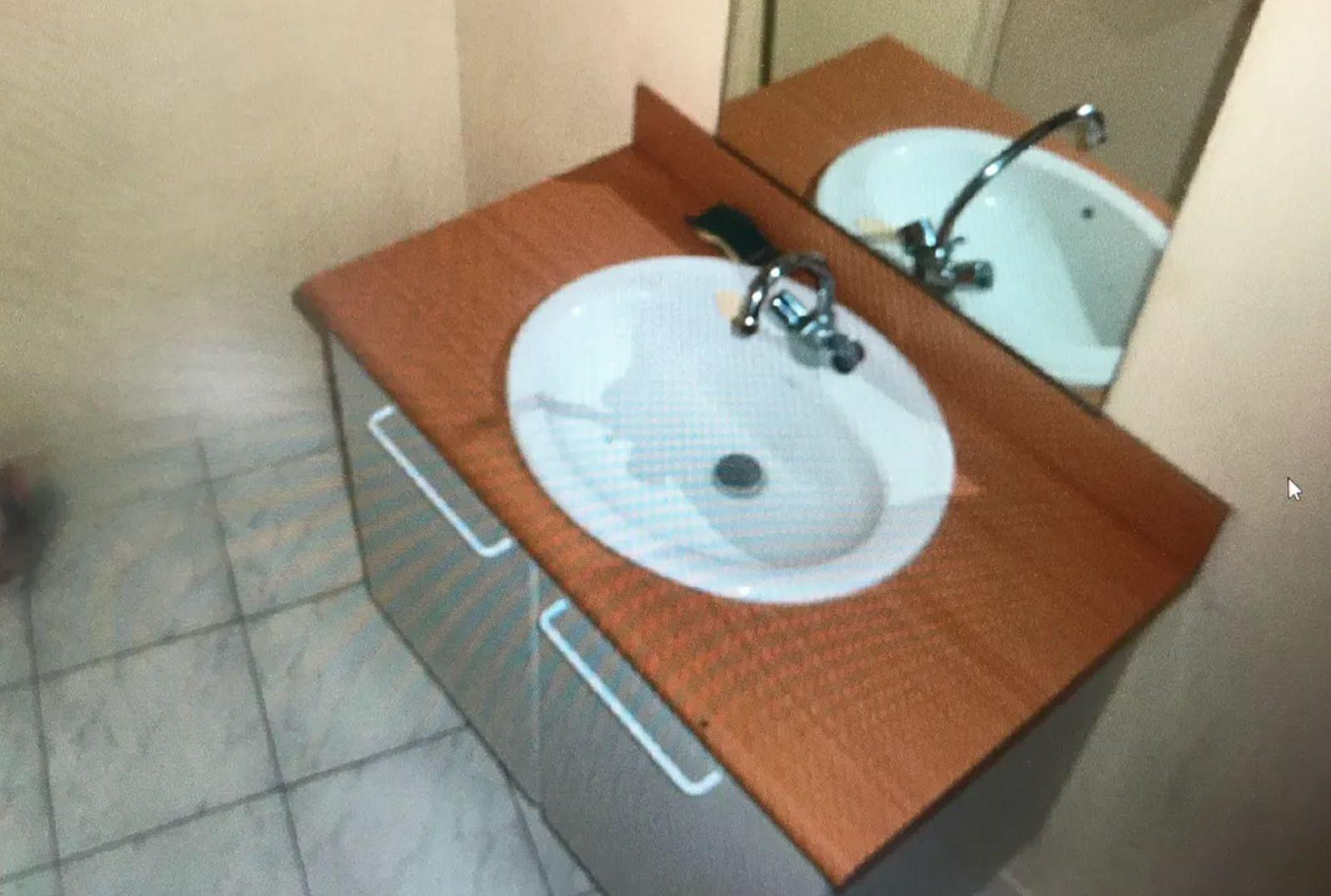 
                                                Location
                                                 Location studio chu