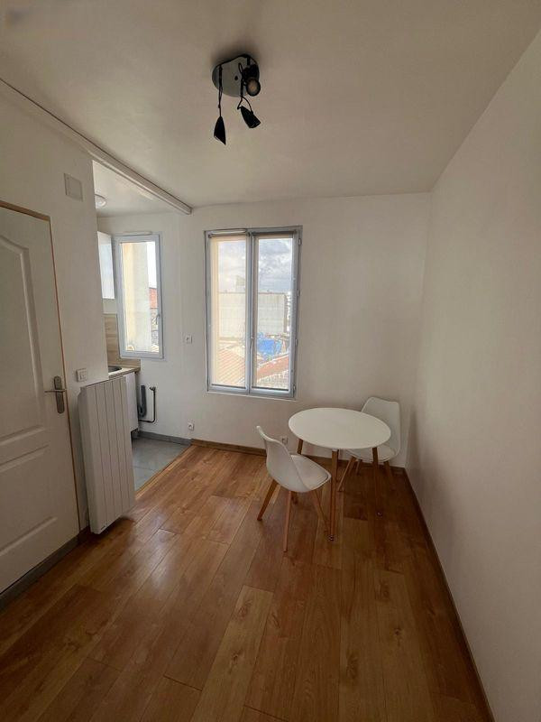 
                                                Location
                                                 Location studio Ivry sur Seine