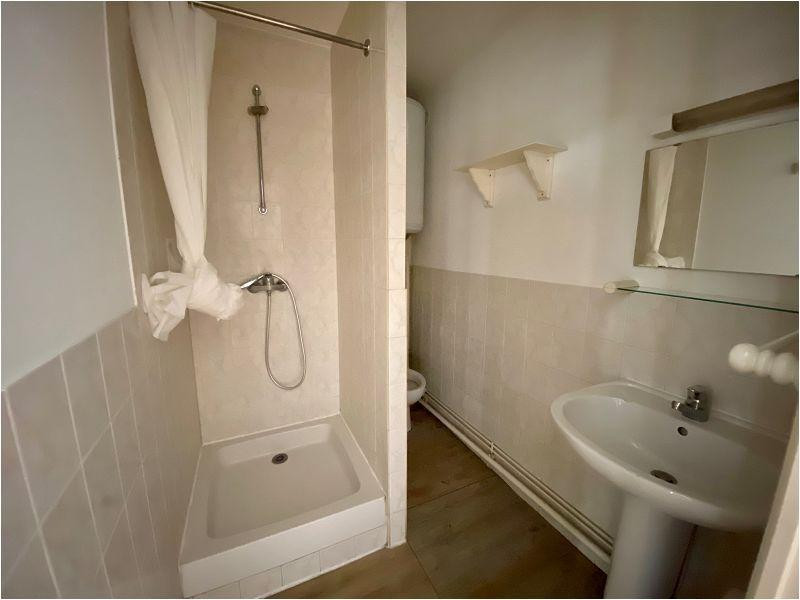 
                                                Location
                                                 Location studio Lille 27 m2