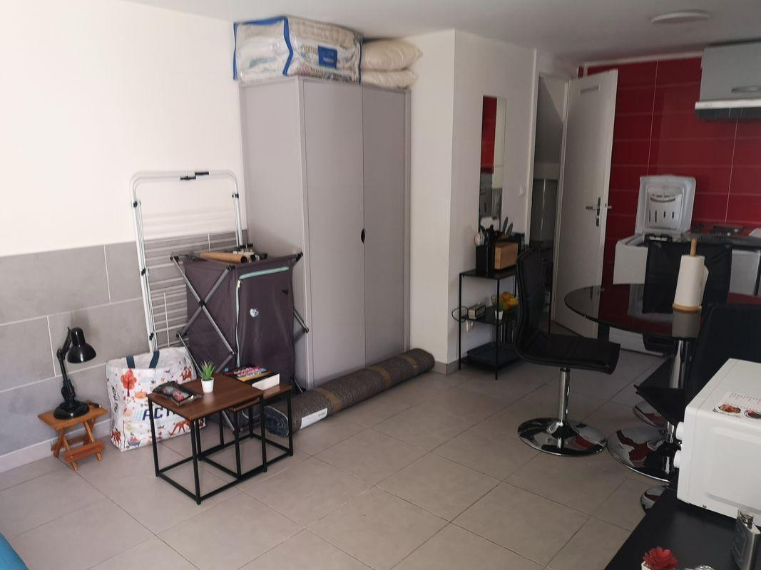 
                                                Location
                                                 Location studio meublé 18 m2 Longjumeau