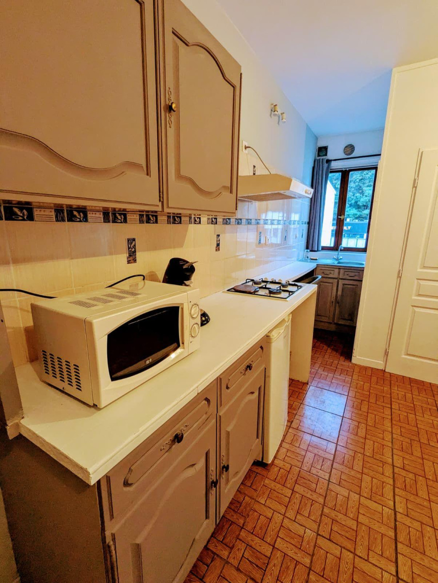 
                                                Location
                                                 Location studio meublé 24 m² métro D Gare de Vaise