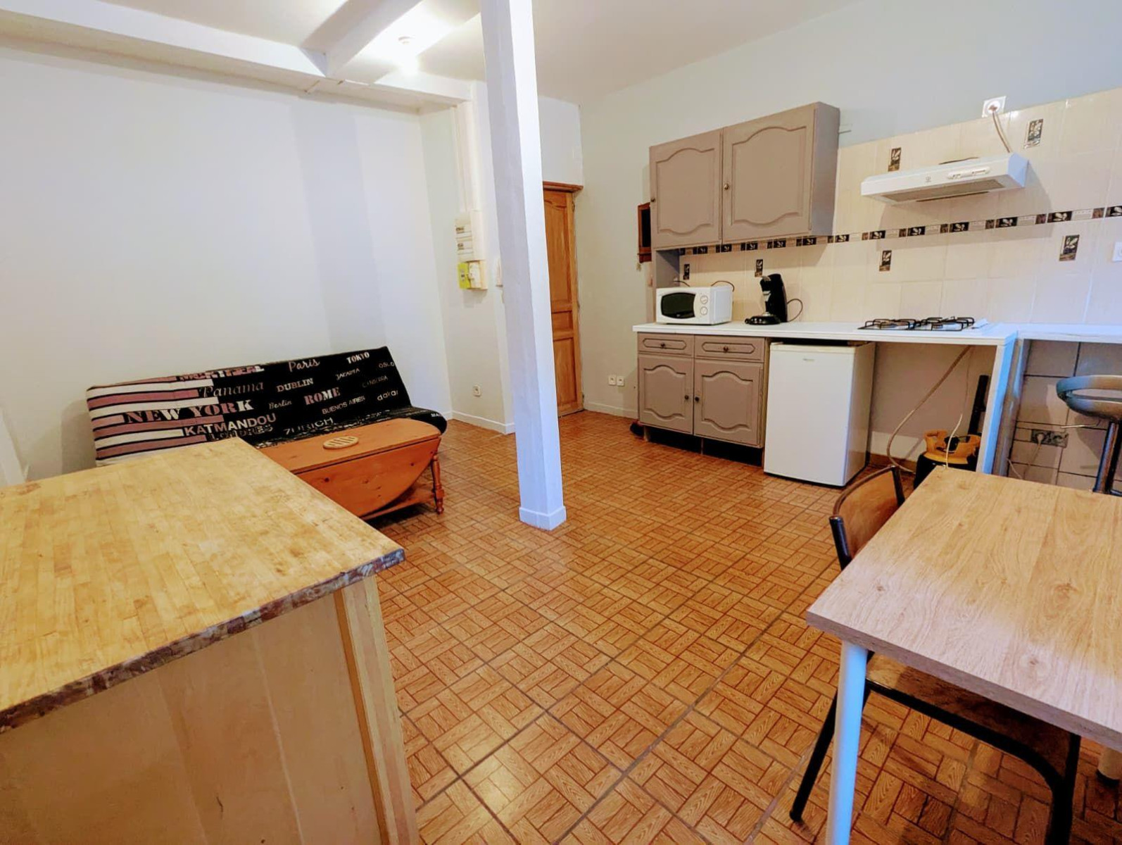 
                                                Location
                                                 Location studio meublé 24 m² métro D Gare de Vaise
