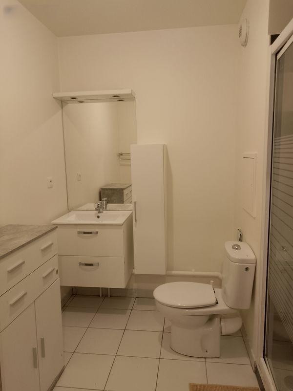 
                                                Location
                                                 Location STUDIO MEUBLE à Nanterre