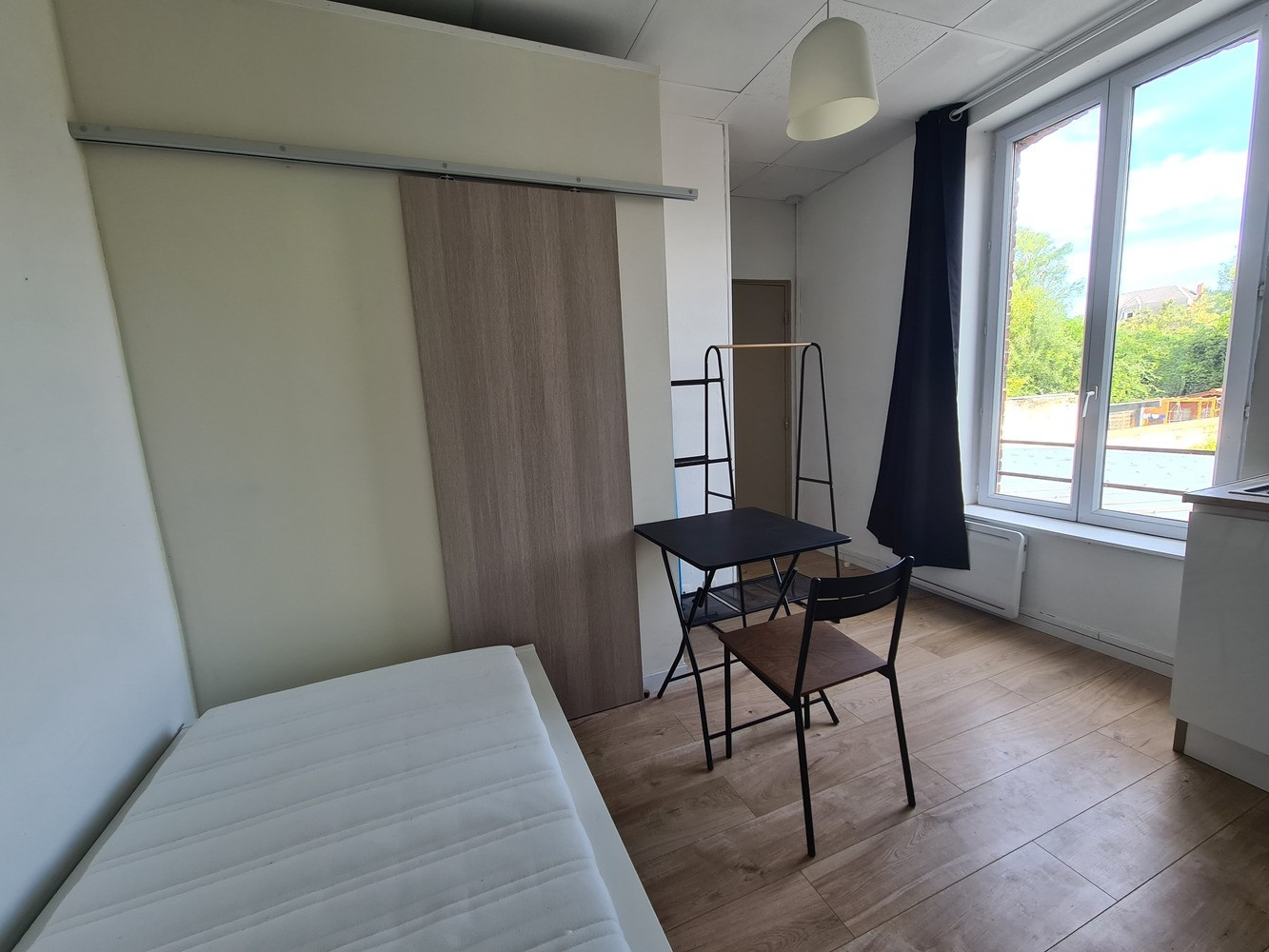 
                                                Location
                                                 LOCATION - STUDIO MEUBLE - AULNOYE AYMERIES📍