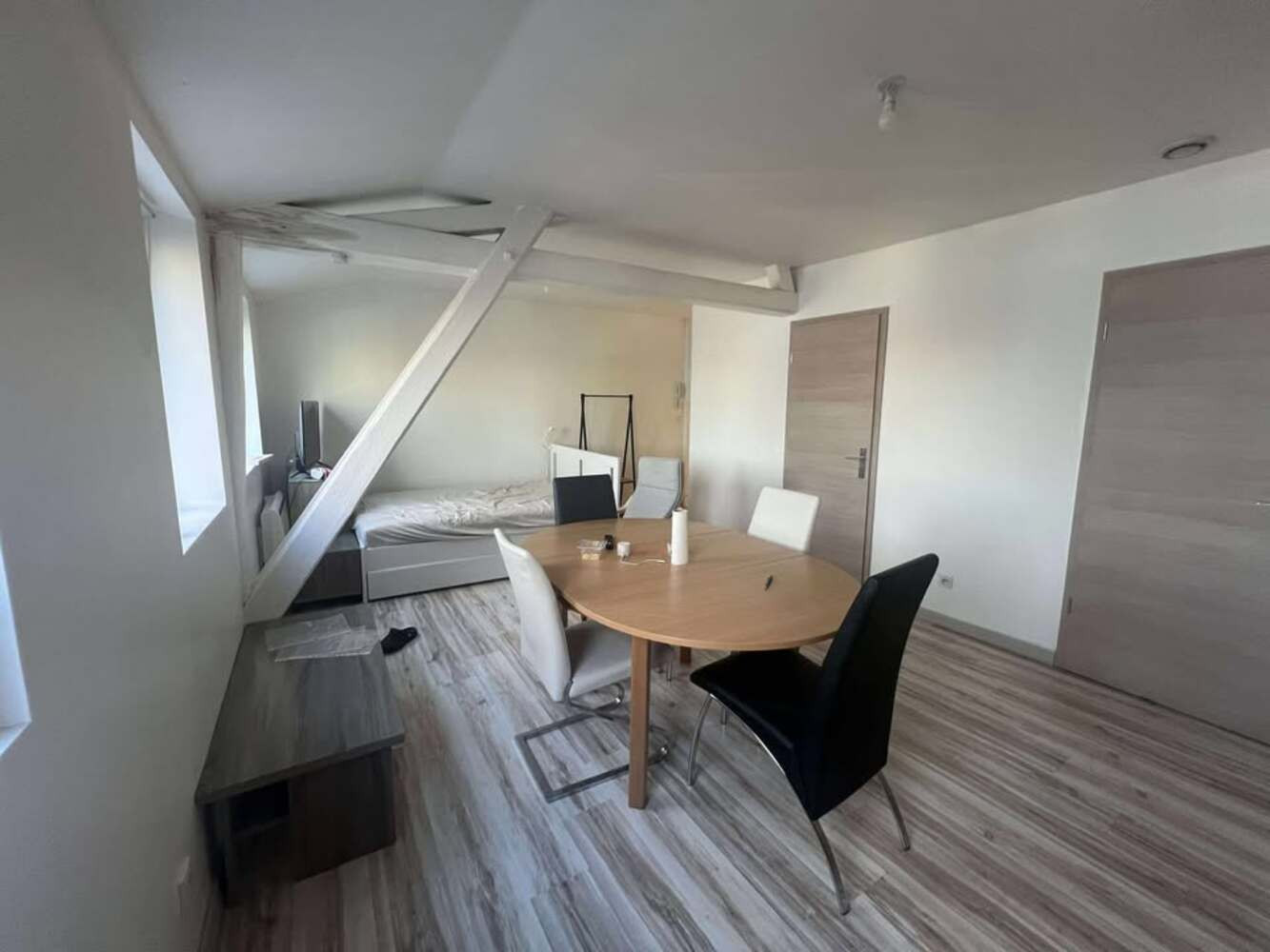 
                                                Location
                                                 LOCATION - STUDIO MEUBLE - FOURMIES📍