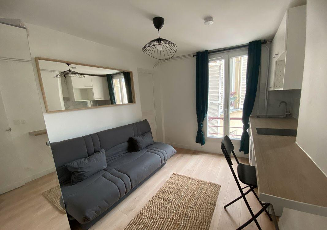 
                                                Location
                                                 Location studio meublé Paris 10è