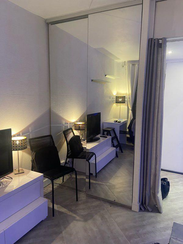 
                                                Location
                                                 Location STUDIO MEUBLÉ PARIS