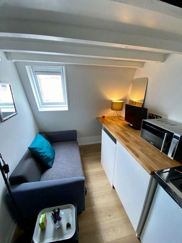 
                                                Location
                                                 Location Studio Meublé Paris 7ème Arrondissement