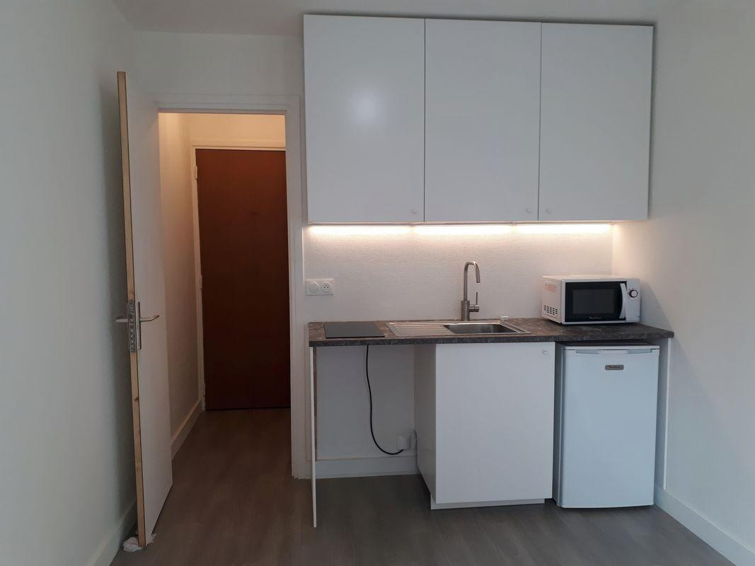 
                                                Location
                                                 Location studio meublé pour entreprise Paris 75014