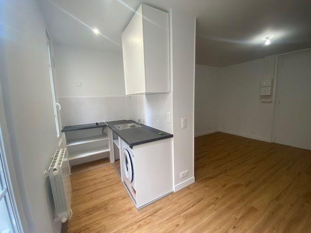 
                                                Location
                                                 Location studio Montrouge